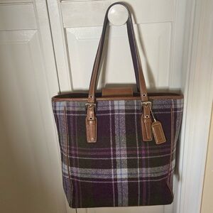 Coach, like new, plaid tote with inside compartments!